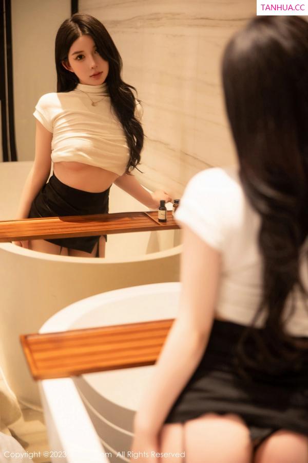   [XiuRen]高清写真图 2023.03.10 No.6394 林珊珊 短裙美臀第54张图片
